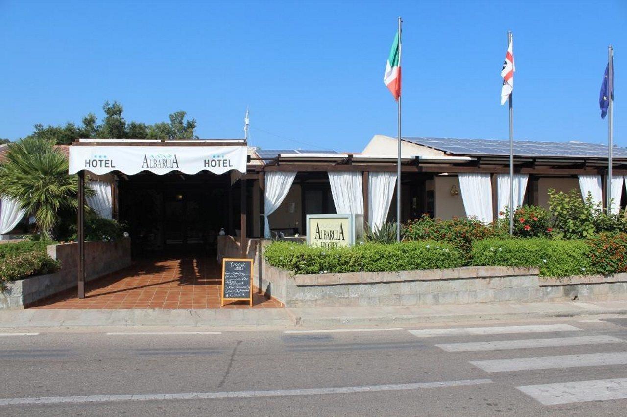 Hotel Albaruja 4*